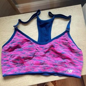 New Balance sports bra size M